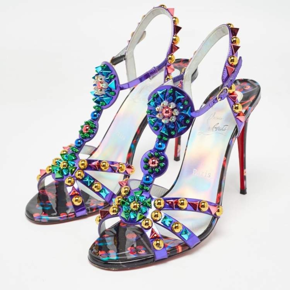 Christian Louboutin
Patent Leather Floral Print Slingback Sandals